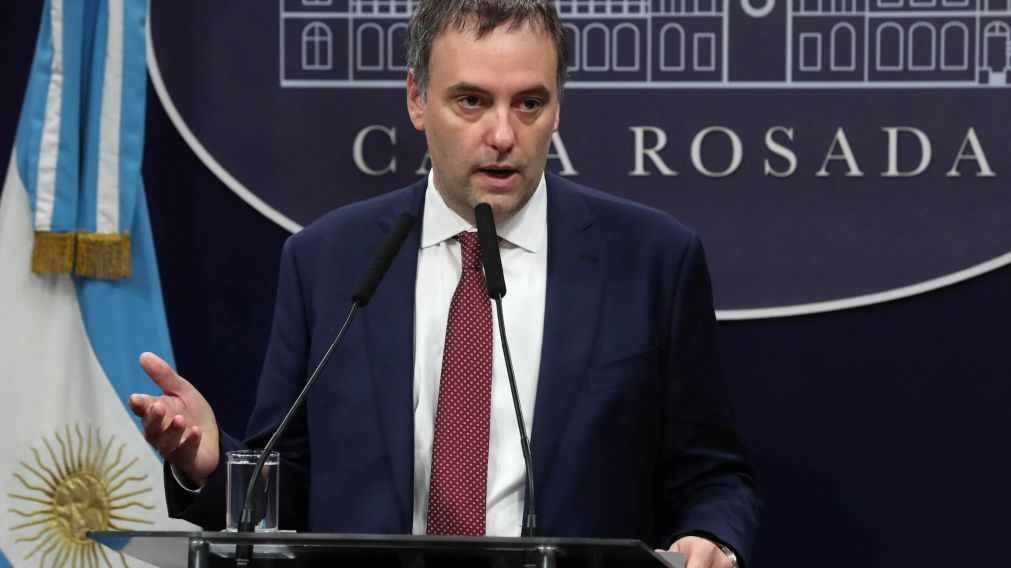 El vocero presidencial Manuel Adorni le restó importancia al informe del PRO (NA).
