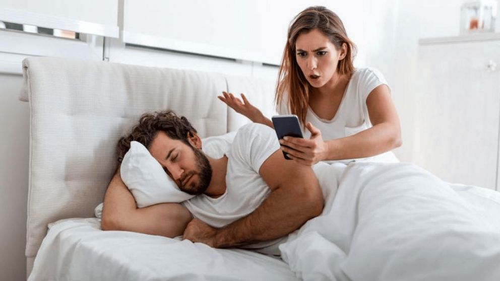 Desconf�an hasta de lo m�s m�nimo: Estos son los signos que siempre dudan de sus parejas