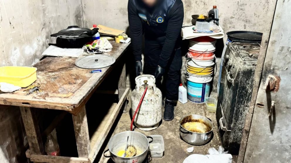 �Tipo Breaking Bad! As� una mujer cocinaba droga para encapsular mulas