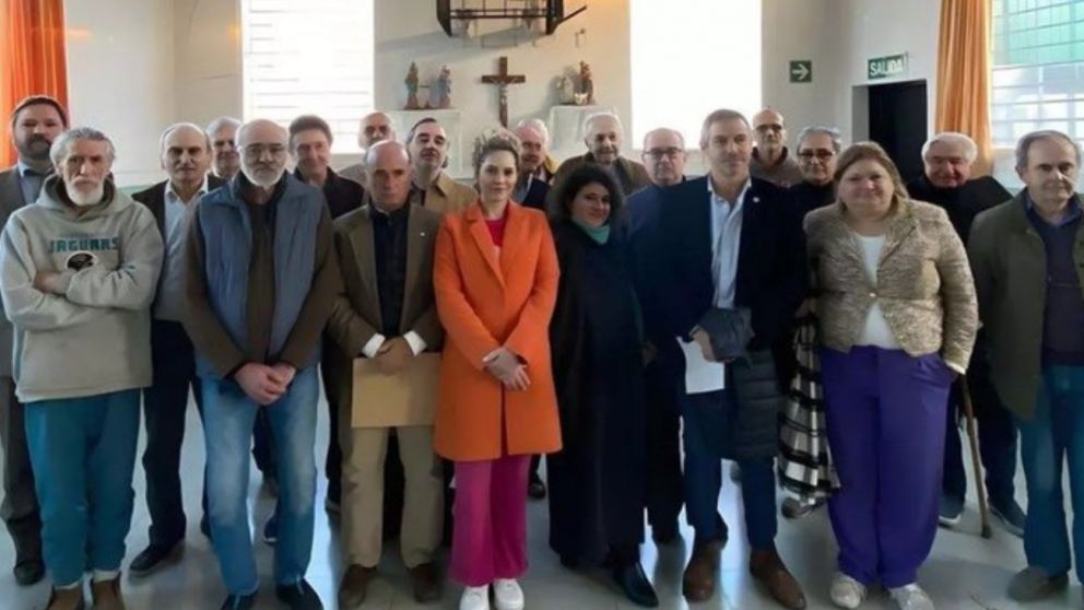 Los legisladores libertarios se entrevistaron en el penal de Ezeiza con Alfredo Astiz, Ra�l Guglialminetti, Adolfo Donda y Antonio Pern�as, entre otros.