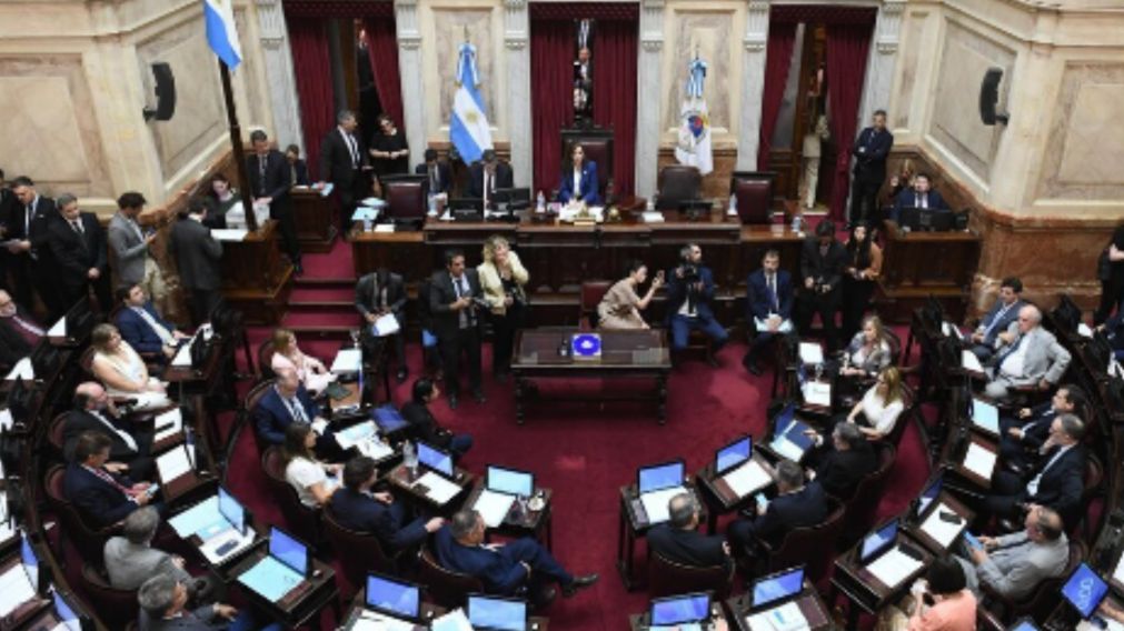 Nuevo aumento en las dietas: senadores cobrar�n $9 millones.
