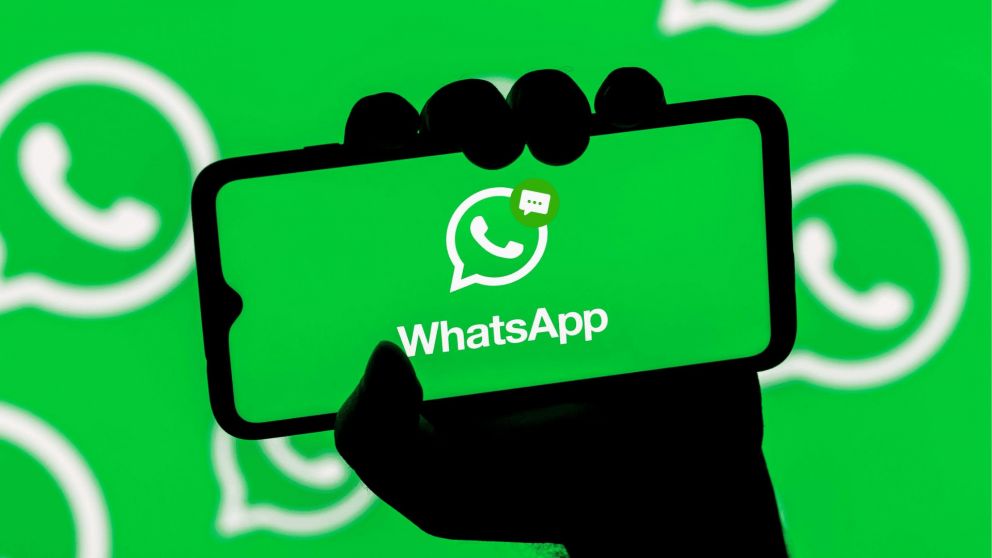 En pocos pasos y sin gastar mucho tiempo, los usuarios de WhatsApp pueden recuperar mensajes borrados por otros o eliminados sin querer.