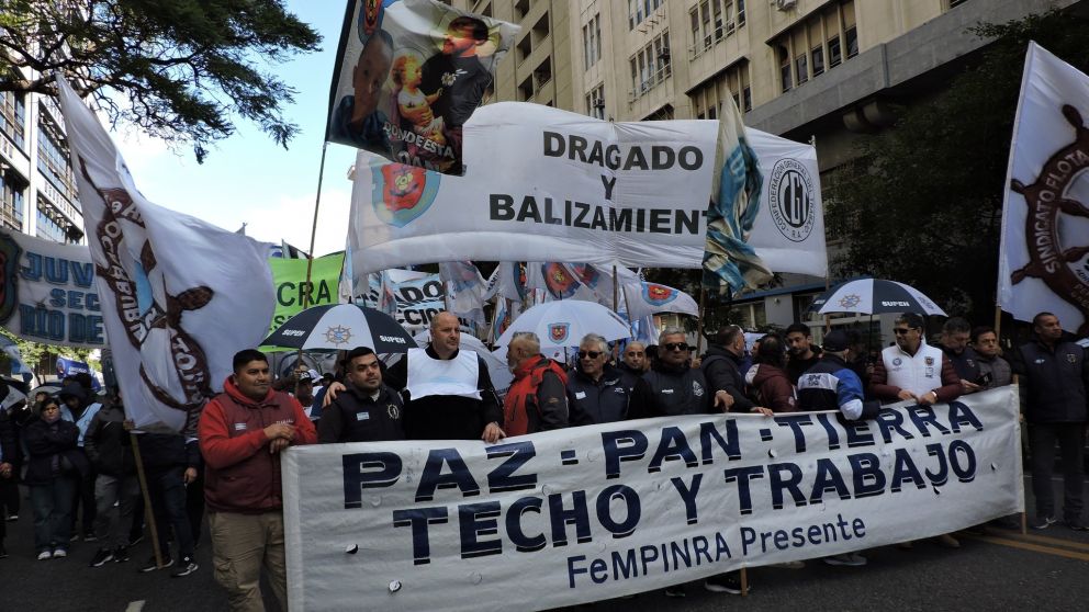 Dragado y Balizamiento, otro sindicato que present� un amparo contra la restituci�n de Ganancias.