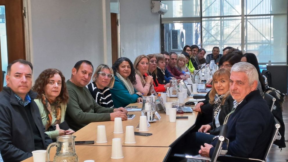 Gremios nucleados en el FUDB realizarán asambleas para definir si aceptan la propuesta de Provincia.
