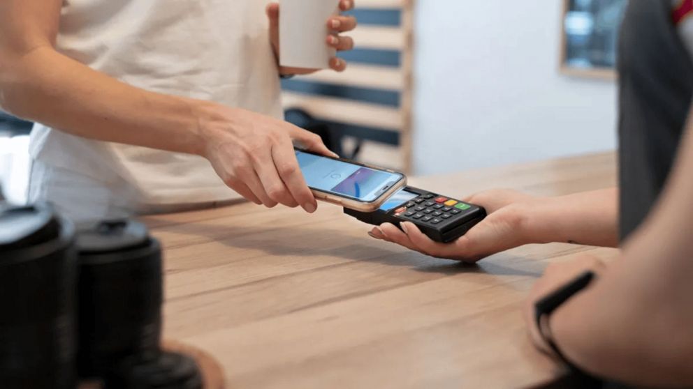 El Gobierno autoriz� el pago electr�nico de las propinas en comercios (Imagen ilustrativa).