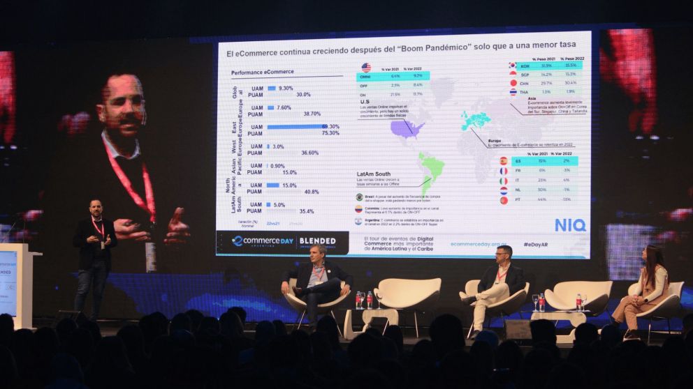 Capacitate en comercio digital con Club Cr�nica.