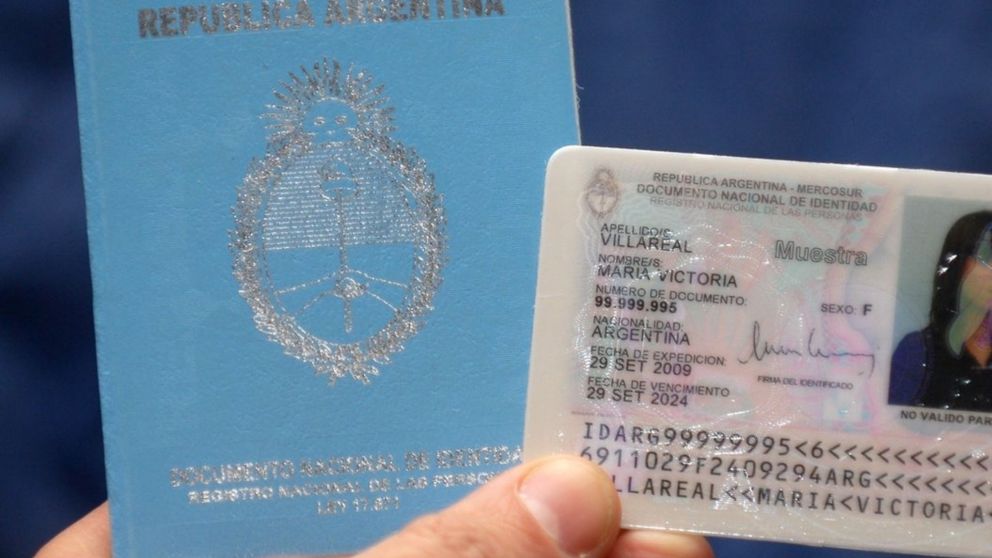 Falsificó el DNI de otra persona y durante más de diez años lo utilizó como propio.