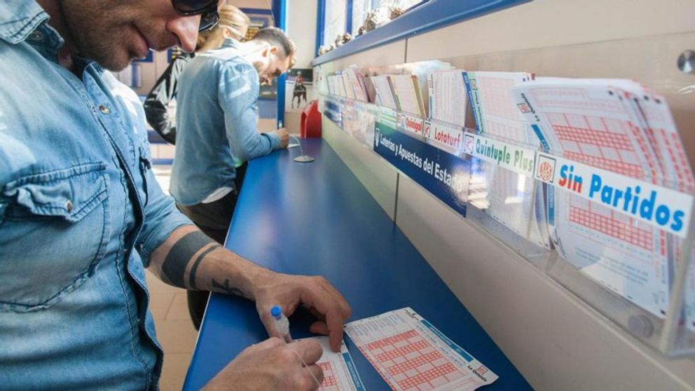 Una pareja APOSTÓ POR EL AMOR, ganaron la LOTERÍA y se hicieron millonarios: el ROMÁNTICO uso que le darán al premio