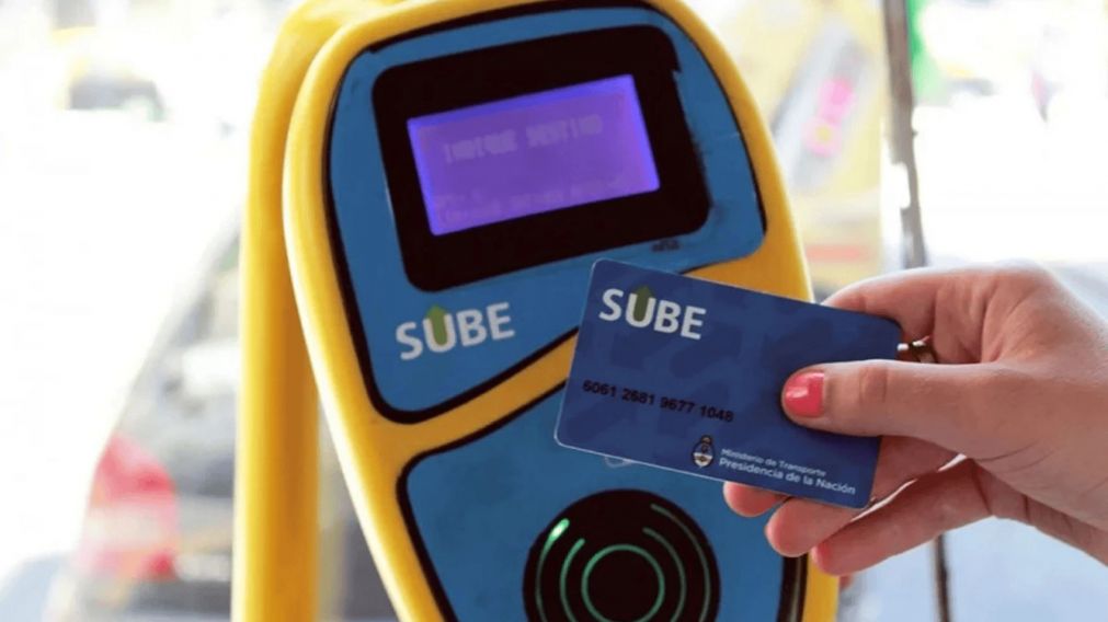Tarjeta SUBE: los pasajeros que pagan con crédito y débito abonarán el valor total de la tarifa sin subsidio.