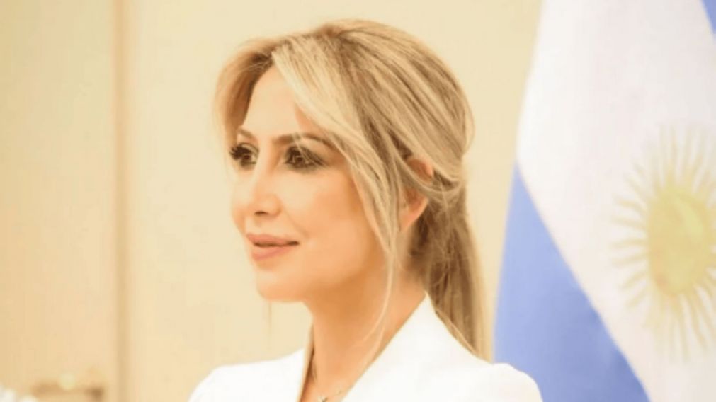 Fabiola Yañez se reunió con la fiscalía especializada en violencia de género.
