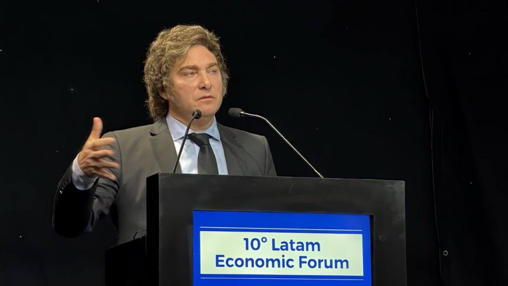 Javier Milei anticipó que si el Congreso aprueba la mejora para jubilaciones, la vetará.