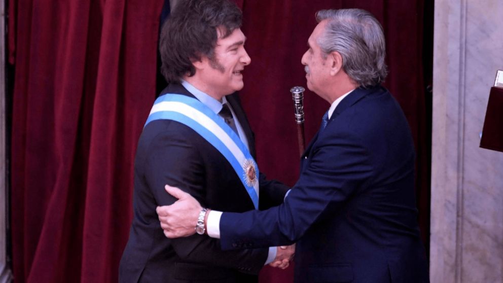 Javier Milei sobre la denuncia por violencia de género contra Alberto Fernández: "La solución no es crear un Ministerio de la Mujer"