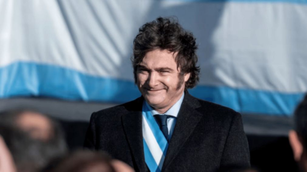 Javier Milei visitará el yacimiento Vaca Muerta y viajará luego a Chile.