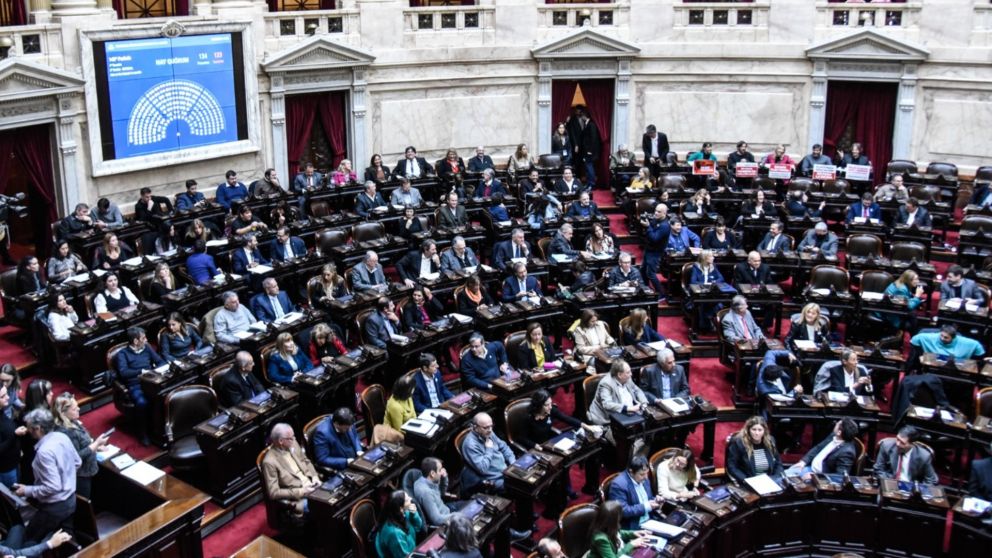 Diputados debatieron el presupuesto universitario.