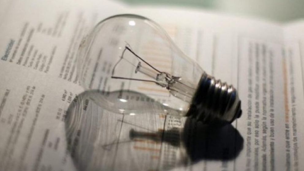 El Gobierno dio a conocer el nuevo cuadro tarifario en el servicio electrico.