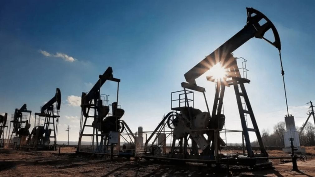 Paro de petroleros: será por tiempo indefinido y podría afectar vuelos y abastecimiento de combustibles