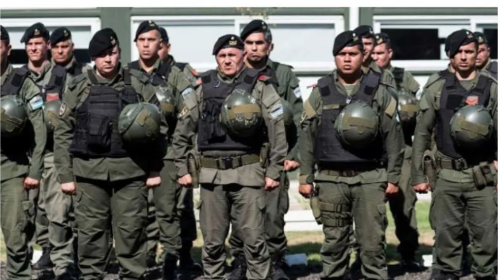 Anuncian un nuevo incremento salarial para las Fuerzas Armadas a partir de agosto: cuánto ganarán según el rango