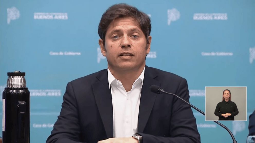 Axel Kicillof apunt� contra Javier Milei por la planta de YPF y Petronas.