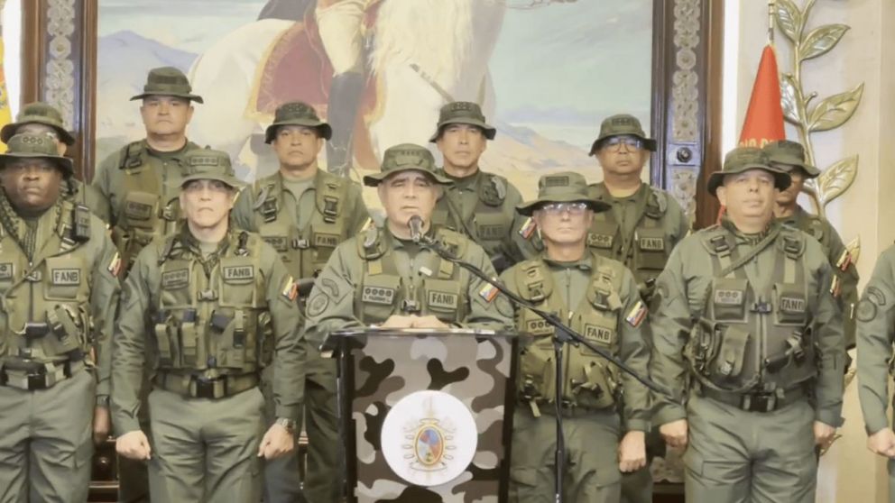 Las Fuerzas Armadas de Venezuela denunciaron "golpe de Estado" tras las elecciones presidenciales.