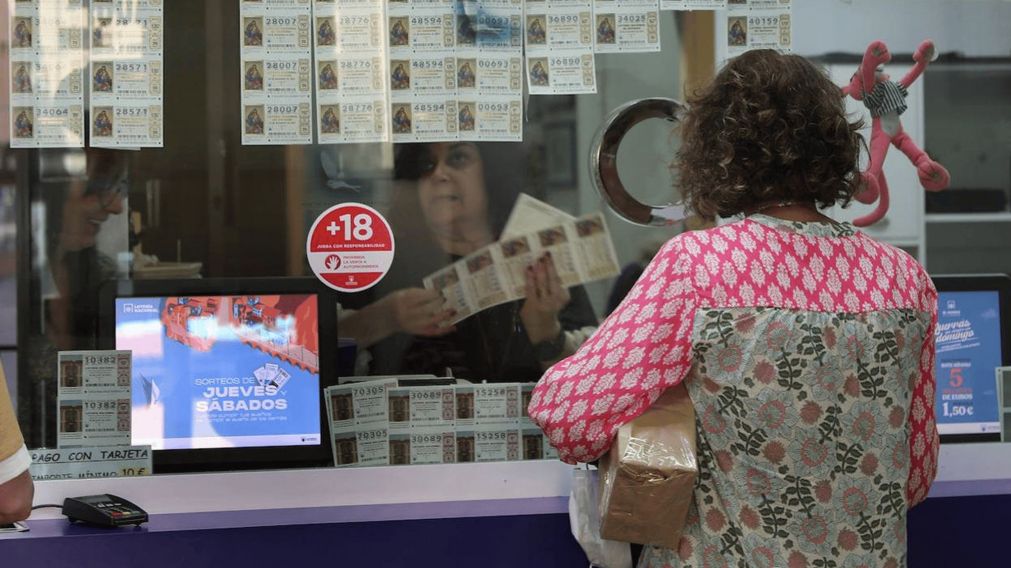 Una mujer se llevó una cifra imponente de la Lotería.