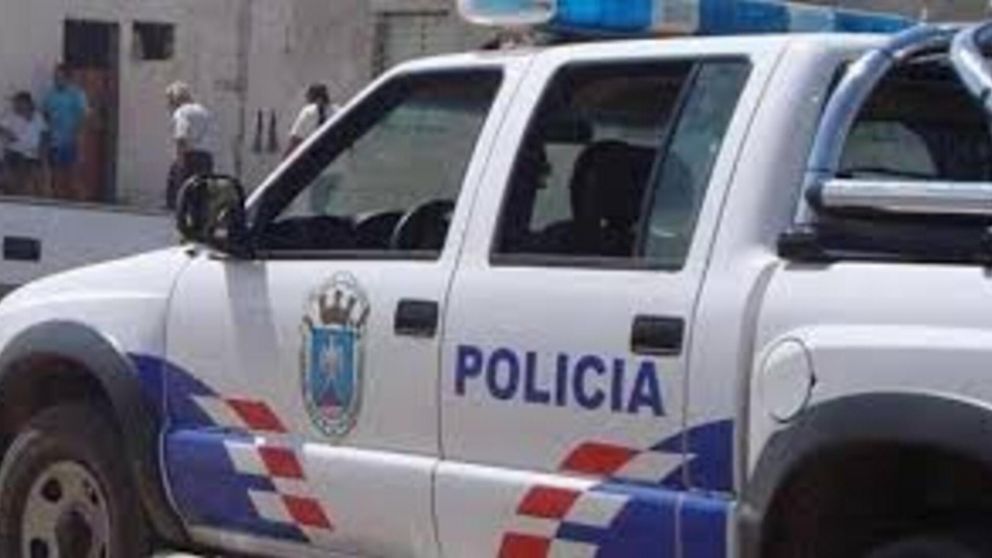 Mató al amigo de tiro en el pecho porque lo atacó con cuchillo de carnicero.