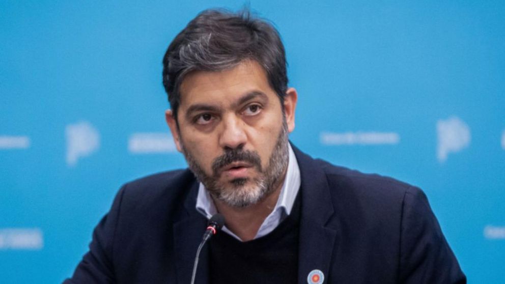 Carlos Bianco apuntó contra el Gobierno nacional.