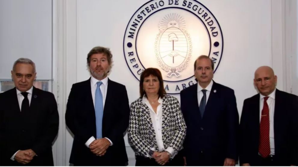El acuerdo fue suscripto por la ministra Patricia Bullrich y el fiscal General Juan Bautista Mahiques