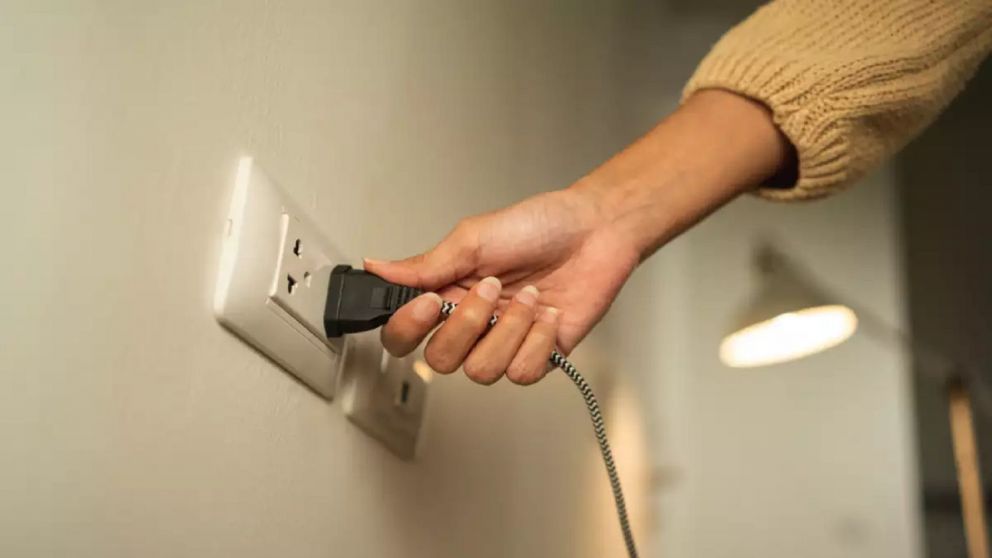 Estos son los 3 electrodomésticos que nunca debes desconectar.