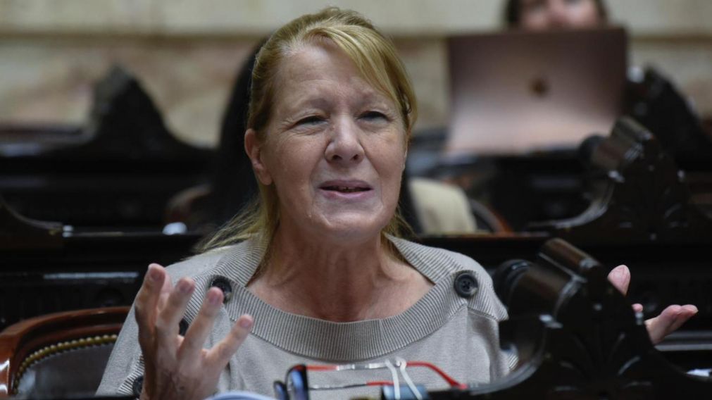 La queja de la diputada Margarita Stolbizer: "Es de una ilegalidad manifiesta y brutal lo que ocurrió".