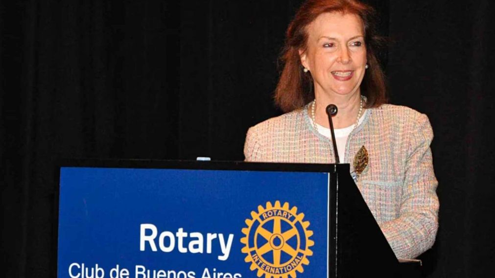 Diana Mondino, sobre Gran Breta�a y Malvinas: "Con suerte son inquilinos, nosotros somos los due�os". Rotary Club de Buenos Aires).