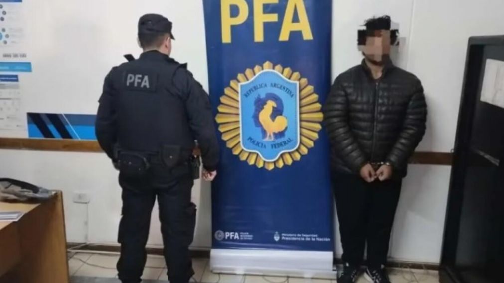 El hacker de la web pirata dio su versión de los hechos (Policía Federal Argentina).