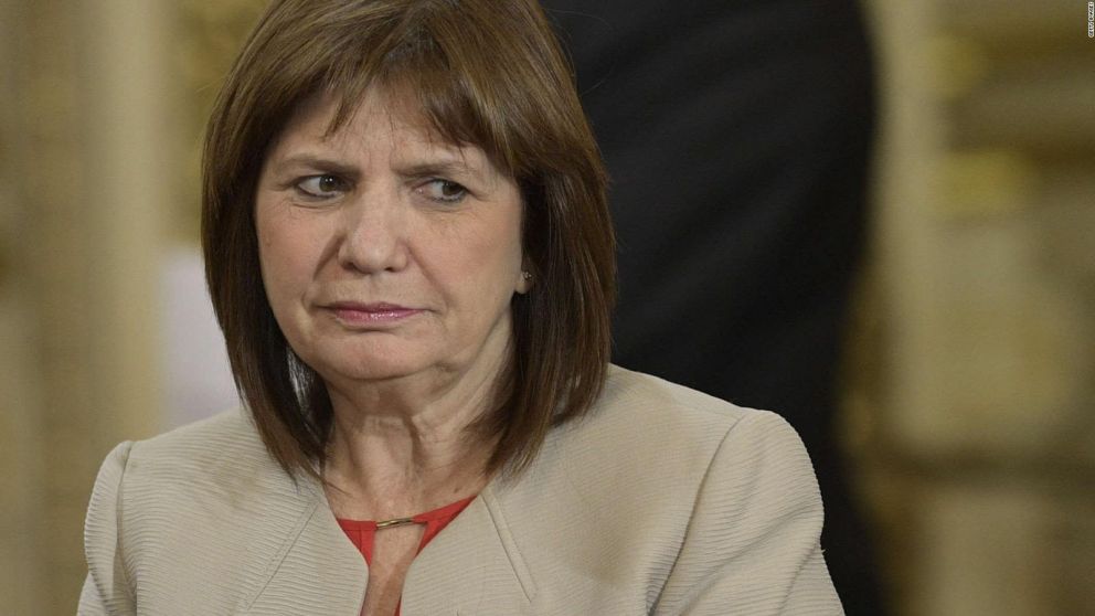 Patricia Bullrich evitó opinar sobre la visita de diputados libertarios a delincuentes presos.