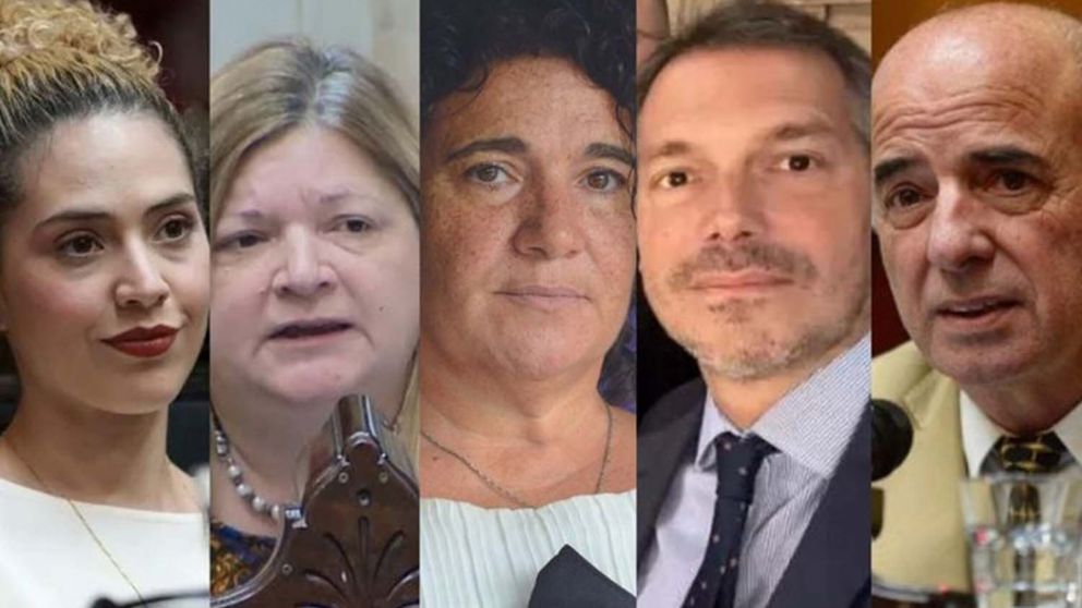 Sigue el escándalo por la visita de los diputados libertarios a los genocidas en la cárcel de Ezeiza: repudio de familiares de caídos en Malvinas y de desaparecidos.
