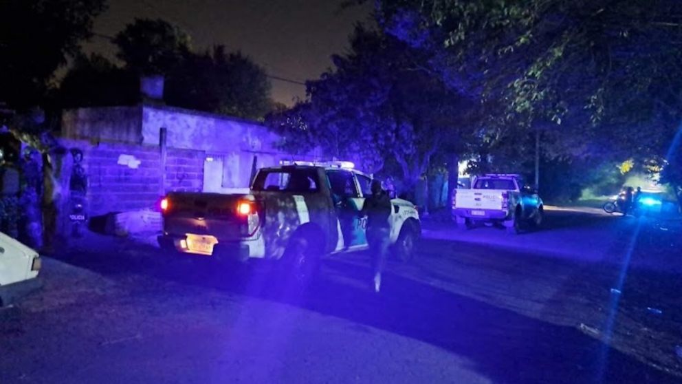 Los efectivos policiales realizaron diligencias para apresar a los delincuentes.