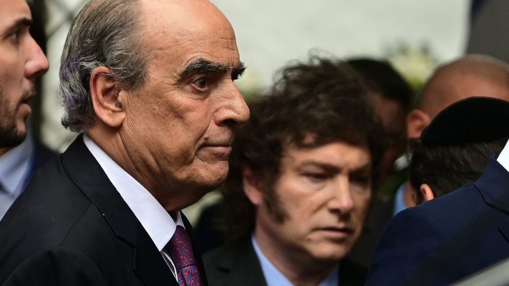 Guillermo Francos con Javier Milei (Archivo).