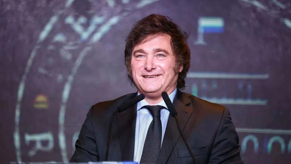 EL JEFE DE ESTADO FUE APLAUDIDO POR LOS ASISTENTES A SU DISERTACIÓN DEL ÚLTIMO SÁBADO.