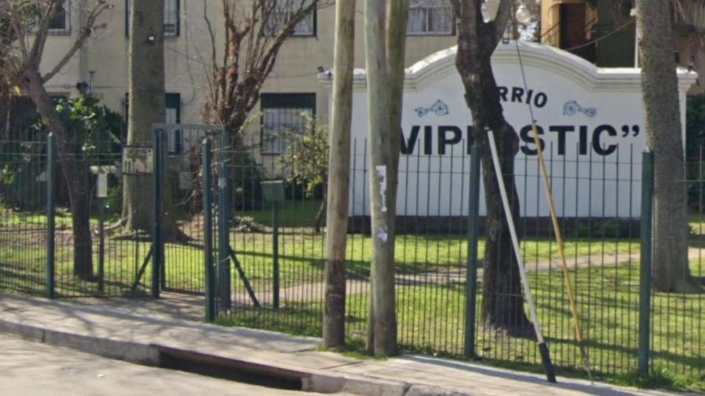 El mortal incidente sucedi� en este complejo de viviendas.