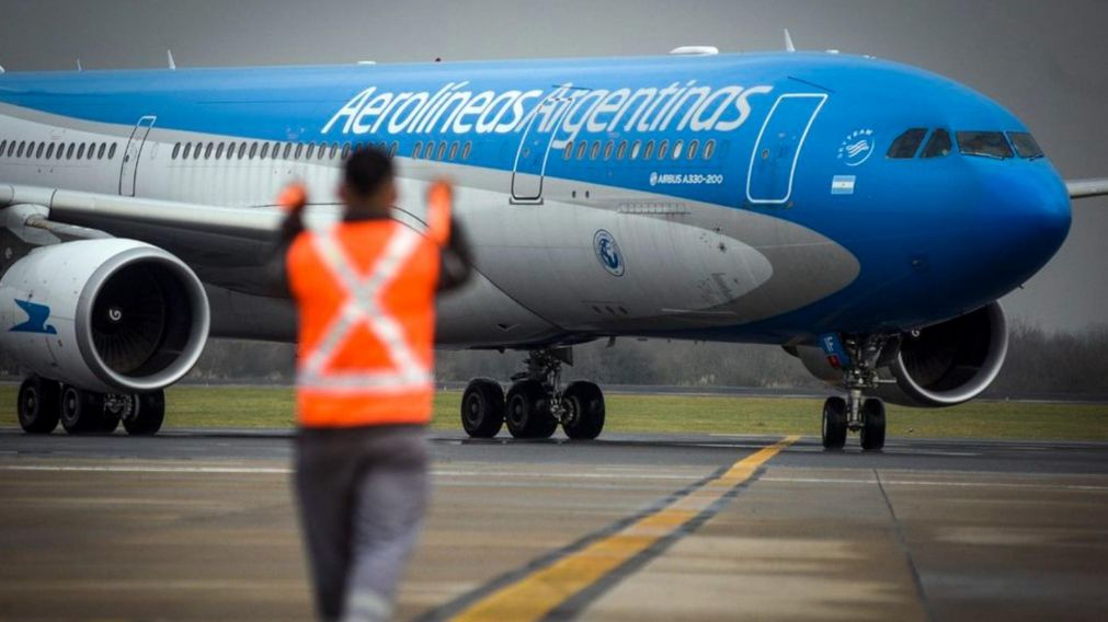 Dictan conciliación obligatoria por conflicto gremial en Aerolíneas Argentinas y habrá vuelos en el inicio de vacaciones de invierno