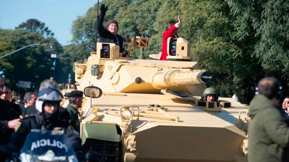 Todos los detalles del desfile militar encabezado por Javier Milei en el Día de la Independencia