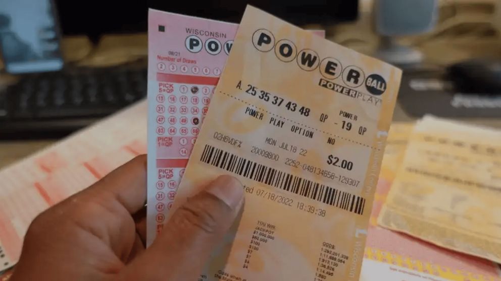 Un hombre adelantó que iba a ganar la lotería y recibió una fortuna (Imagen ilustrativa)