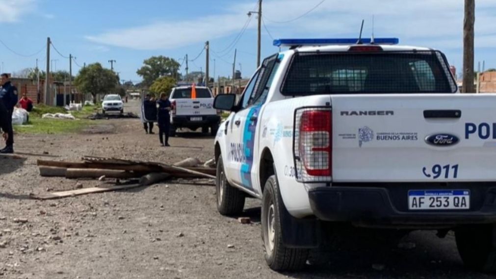 Los efectivos policiales desarrollaron diligencias para capturar a los homicidas.