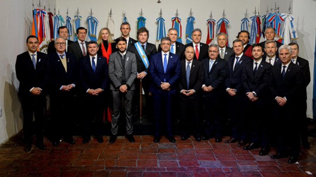 Javier Milei ya está en la Casa de Tucumán para encabezar la firma del Pacto de Mayo.