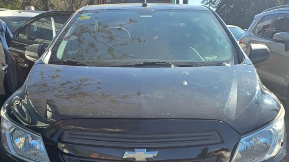 Este es el vehículo en el que se desplazaban los delincuentes.