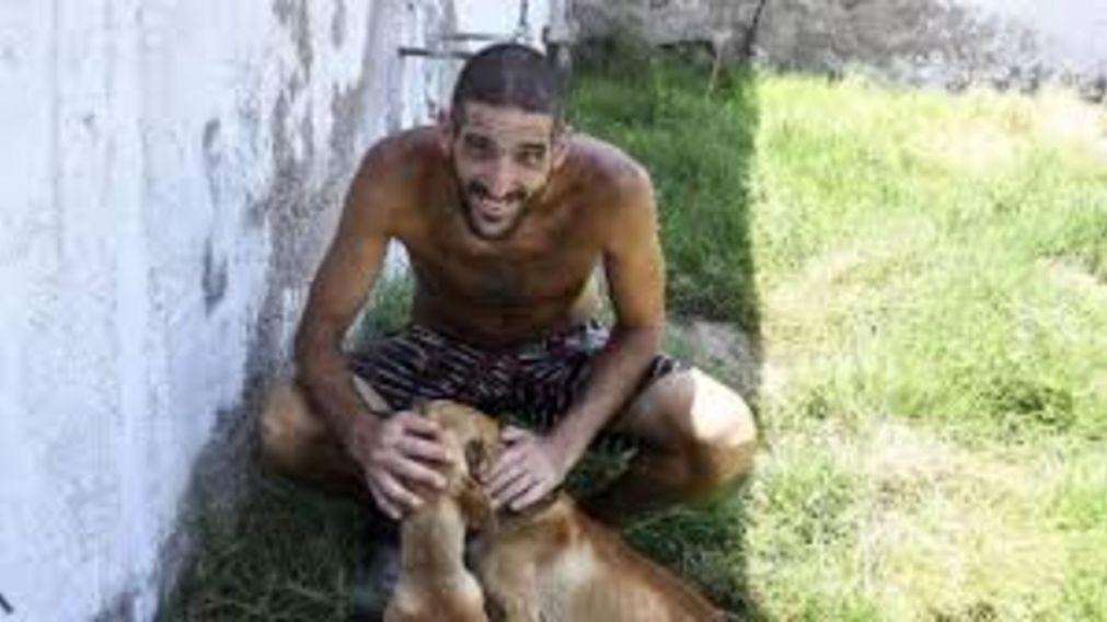 Murió “el hombre gato” que mató a su tía y a su madre en Mendoza