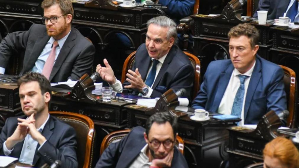 El bloque que conduce Miguel Ángel Pichetto no participará de la firma del Pacto de Mayo.