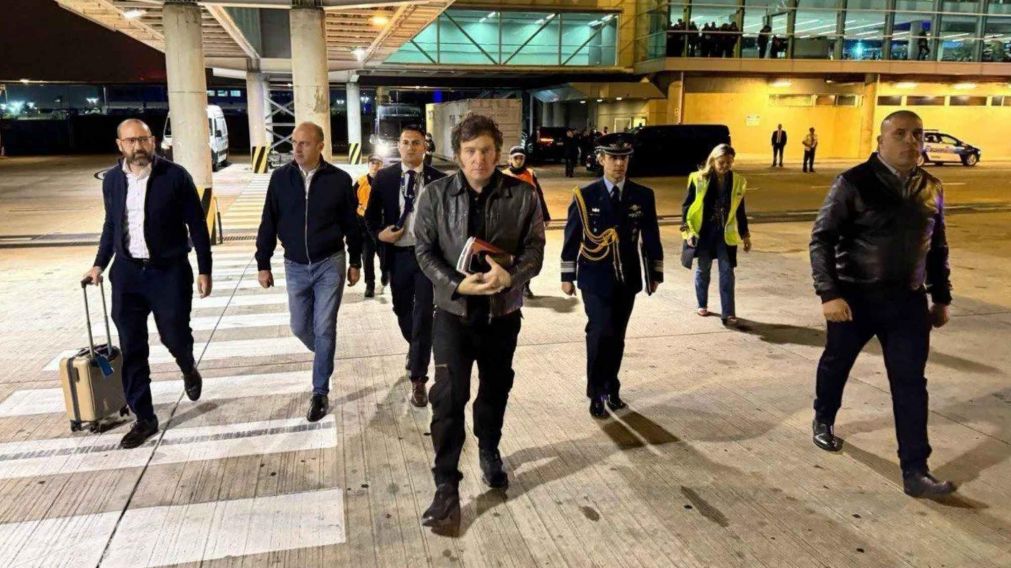 Javier Milei viajará a una cumbre de ultraderecha en Brasil