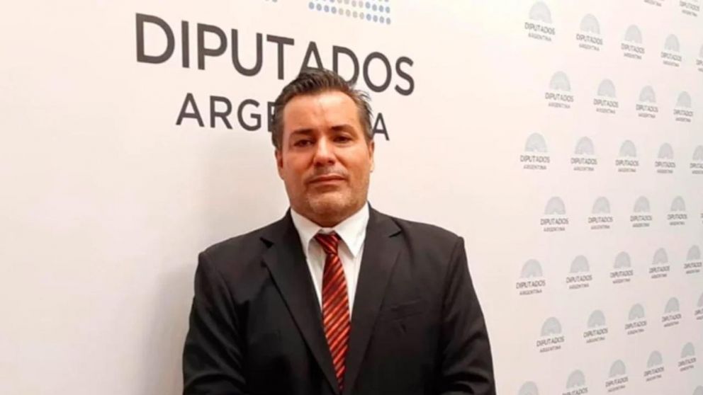 El ex diputado Juan Ameri fue duramente cuestionado tras el escándalo sexual protagonizado por Zoom.