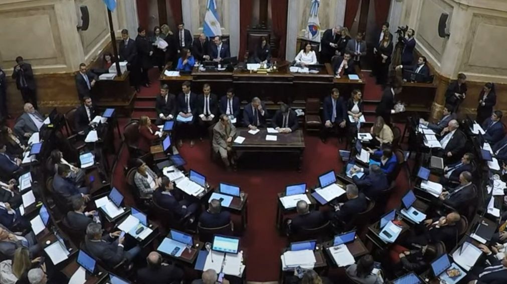 El Senado retoma las actividades: ascensos, homenajes y un proyecto vinculado al caso Loan