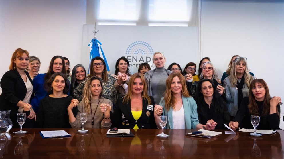 El colectivo Periodistas Argentinas presentó un informe en el que acusan a Pedro Brieger por presuntos casos de acoso sexual.