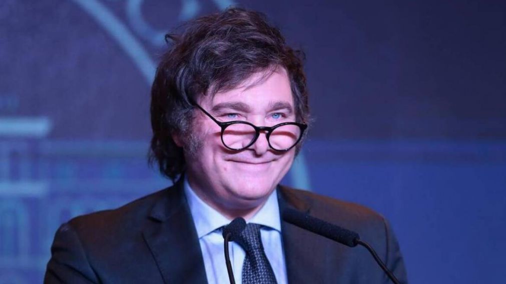 Milei destacó la sanción de la Ley Bases y definió la fecha para la baja del Impuesto PAIS.